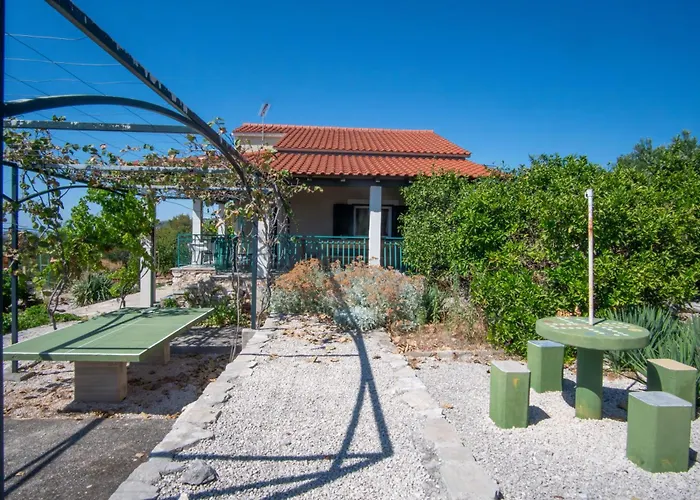 House Marija Nyaraló